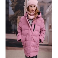 Girls padded coat with hood and side pockets Girls padded coat with hood and side pockets