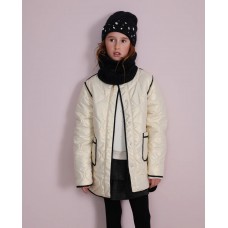 Girls padded coat in plain fabric with buttons Girls padded coat in plain fabric with buttons