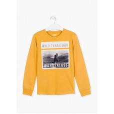 T-shirt with printed patches.